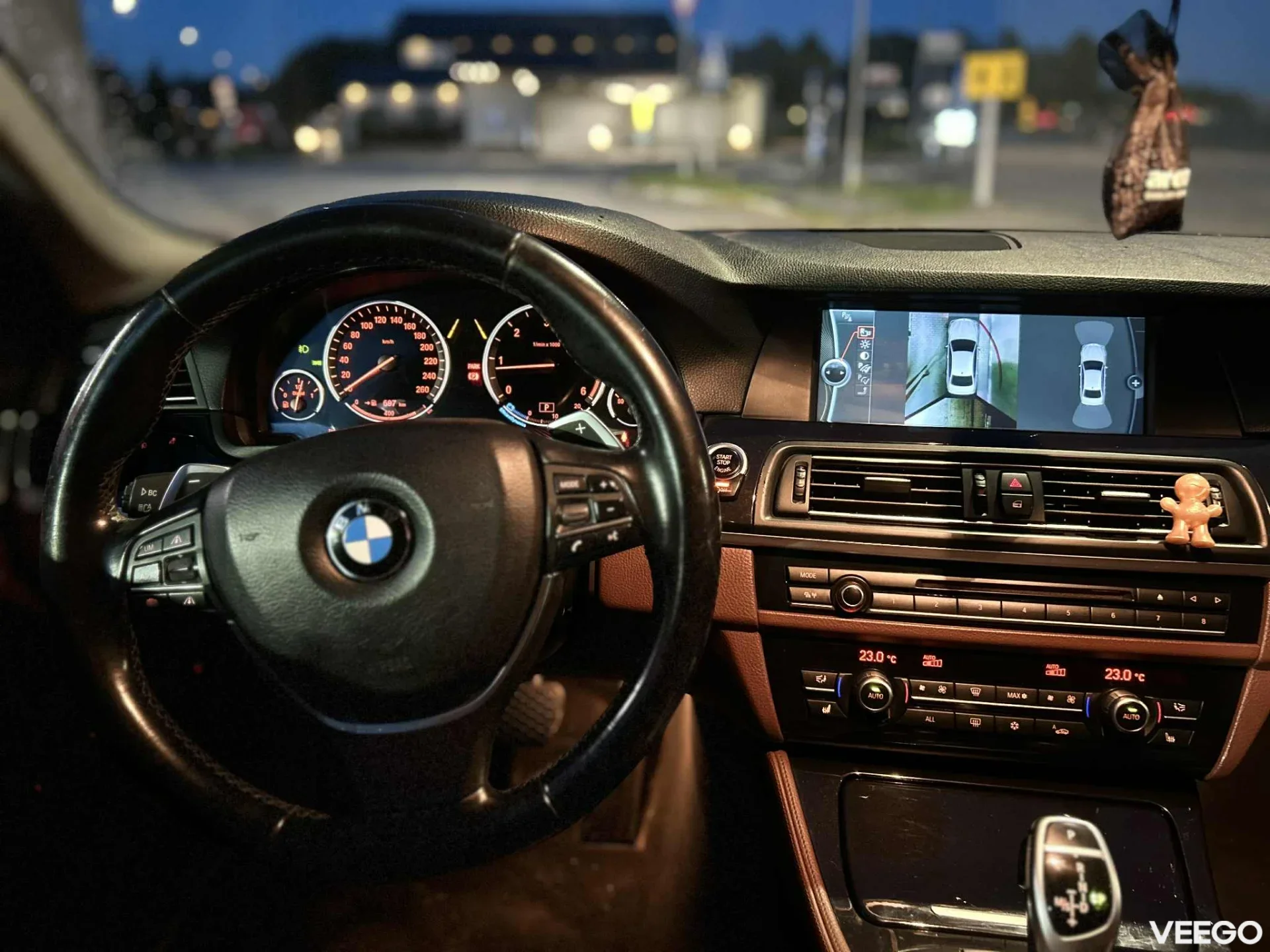 BMW 520 520d 2.0 135kW