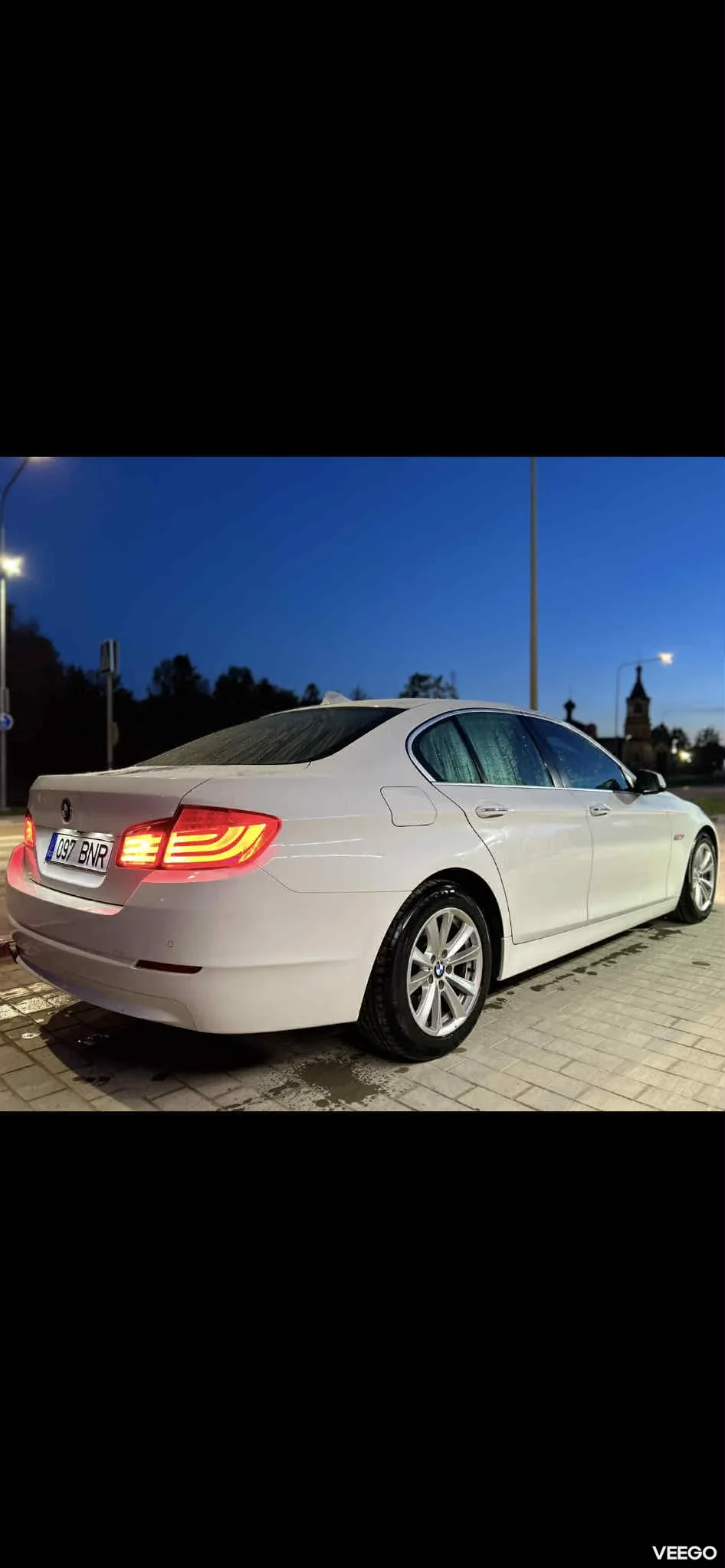BMW 520 520d 2.0 135kW