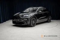 Porsche Macan Turbo Electric 585hk Burmester Hud P-Disp MOMS 430kW thumbnail