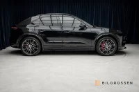 Porsche Macan Turbo Electric 585hk Burmester Hud P-Disp MOMS 430kW thumbnail