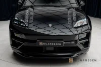 Porsche Macan Turbo Electric 585hk Burmester Hud P-Disp MOMS 430kW thumbnail