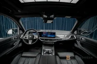 BMW X7 M60i xDrive M Sport Pro Executive SkyLounge B&W 390kW thumbnail