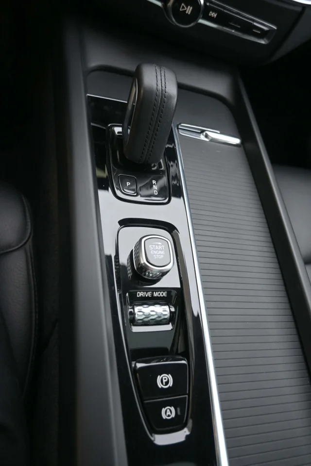 Image of Volvo XC60 AWD T6 INSCRIPTION XENIUM INTELLI SAFE 2 251kW