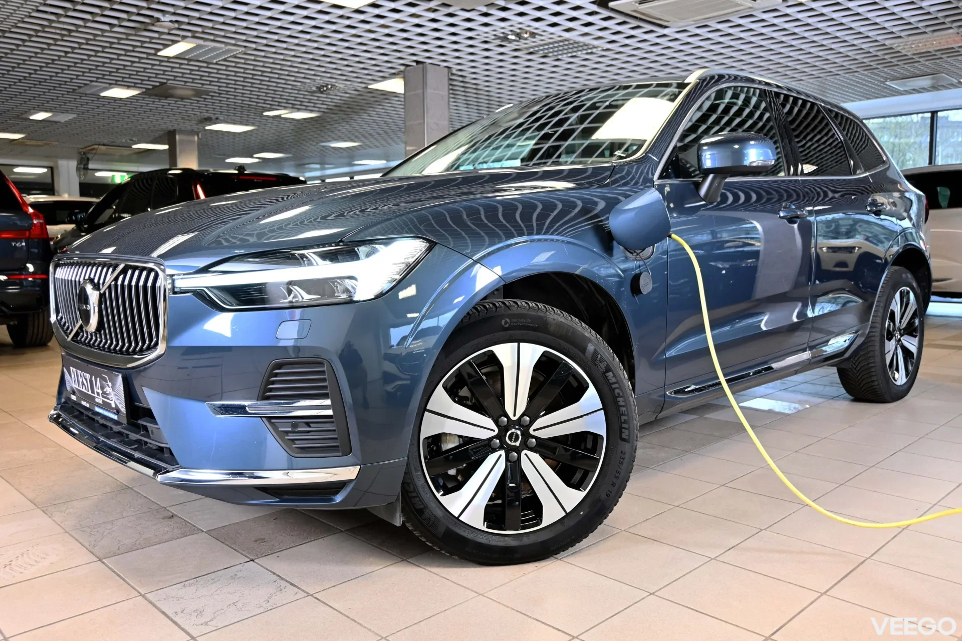 Volvo XC60 AWD T6 H&K BRIGHT XENIUM INTELLI SAFE PRO 2 293kW