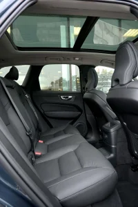 Volvo XC60 AWD T6 H&K BRIGHT XENIUM INTELLI SAFE PRO 2 293kW thumbnail