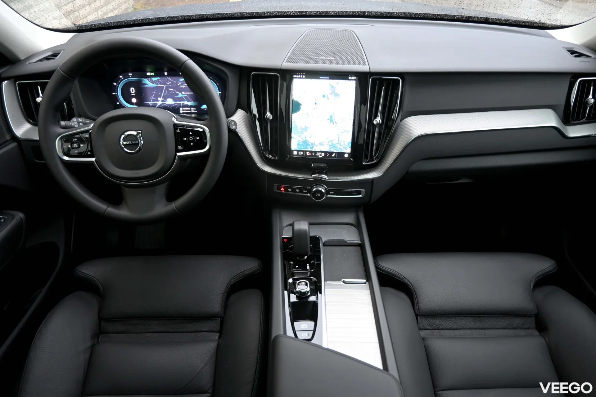 Volvo XC60 AWD T6 H&K BRIGHT XENIUM INTELLI SAFE PRO 2 293kW