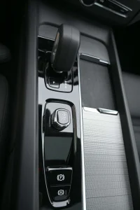 Volvo XC60 AWD T6 H&K BRIGHT XENIUM INTELLI SAFE PRO 2 293kW thumbnail