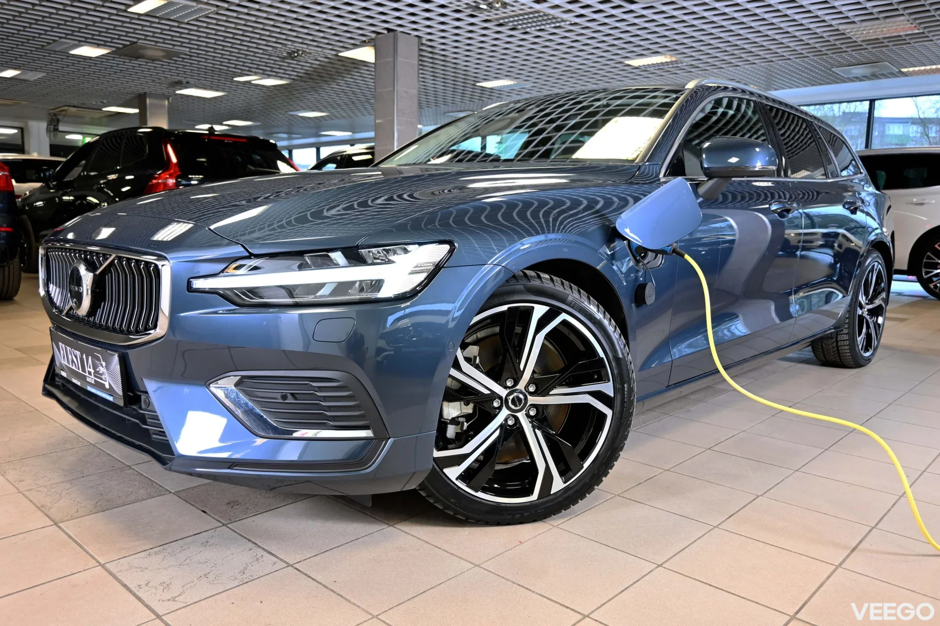 Volvo V60 AWD T6 H&K DARK PLUS XENIUM INTELLI SAFE PRO 2 293kW