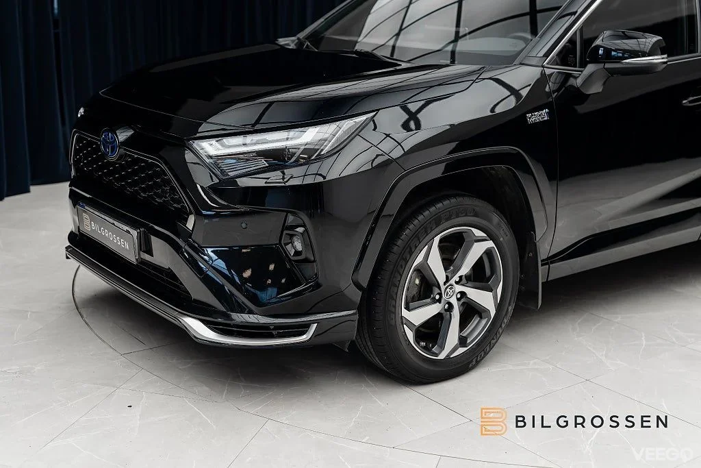 Toyota RAV4 Plug-in Hybrid E-CVT X EDITION Kamera MOMS 225kW