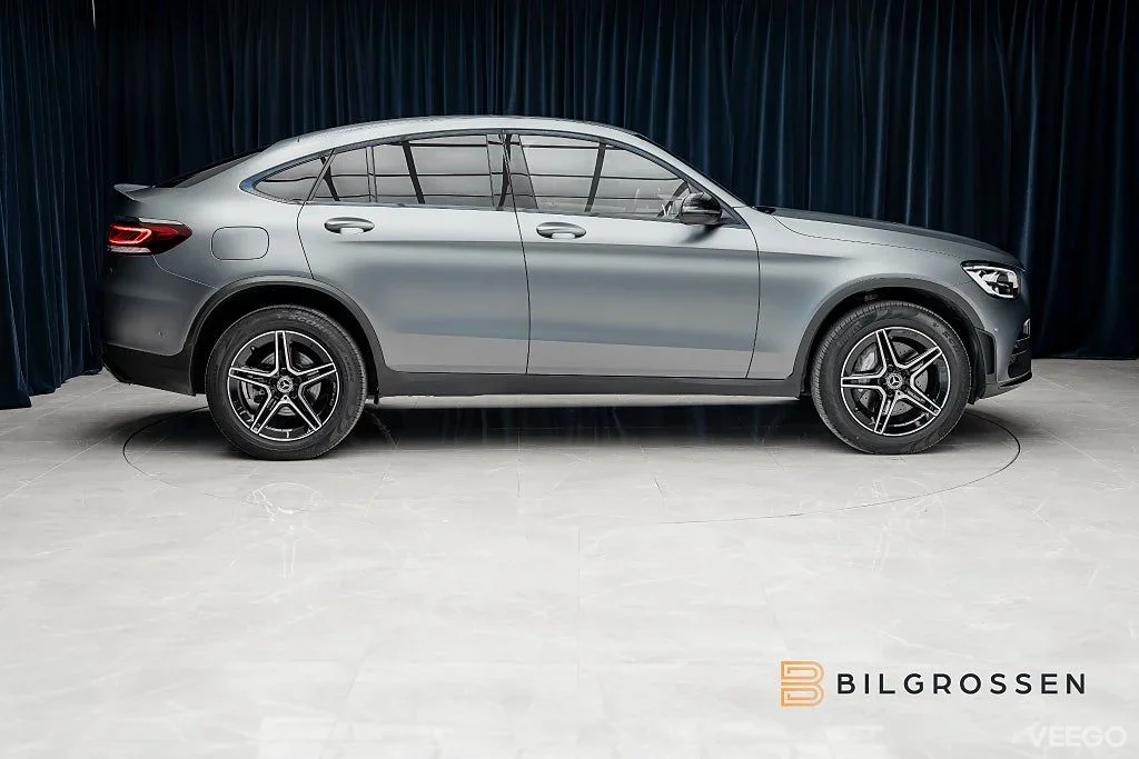 Mercedes-Benz GLC200 300 e Coupé 4MATIC AMG Line Taklucka Night 235kW