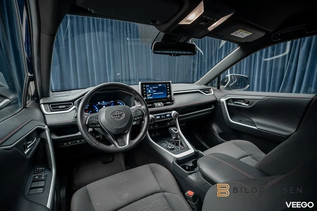 Toyota RAV4 Plug-in Hybrid E-CVT Active B-Kamera MOMS 225kW