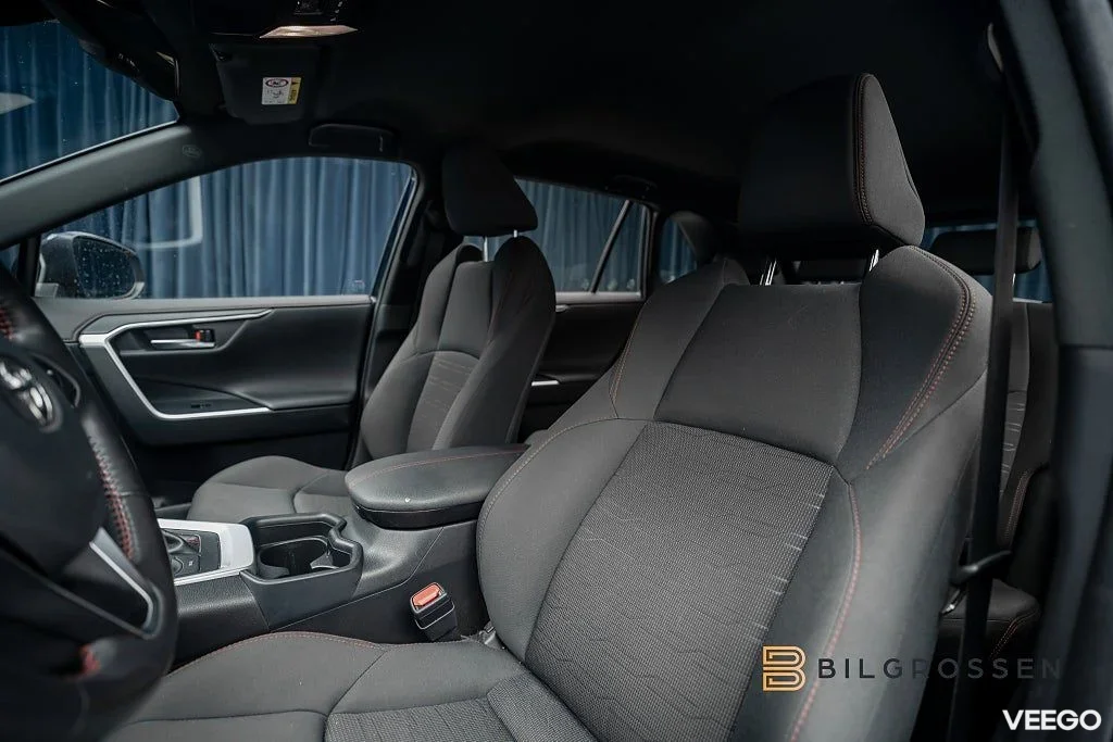 Toyota RAV4 Plug-in Hybrid E-CVT Active B-Kamera MOMS 225kW