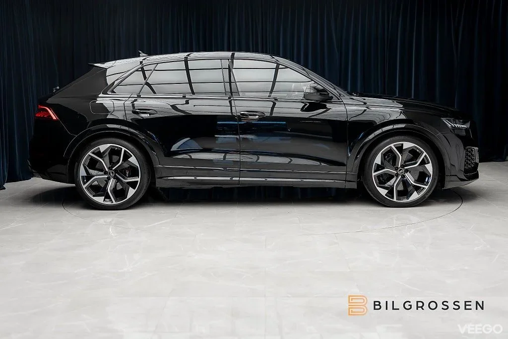 Audi RS Q8 RS-Design B&O RS-Sportavg Panorama Softclose 441kW