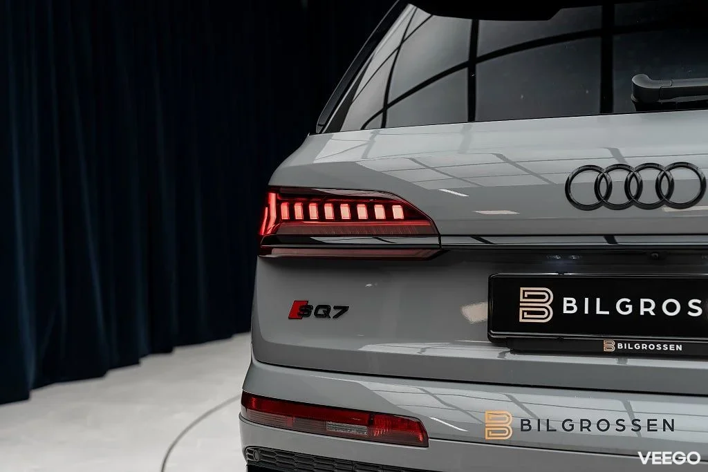 Audi SQ7 TFSI quattro 7-Sits Competition Plus Kolfiber MOMS 373kW