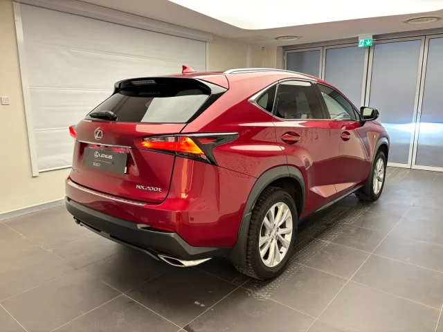 Image of Lexus NX 200t 175kW