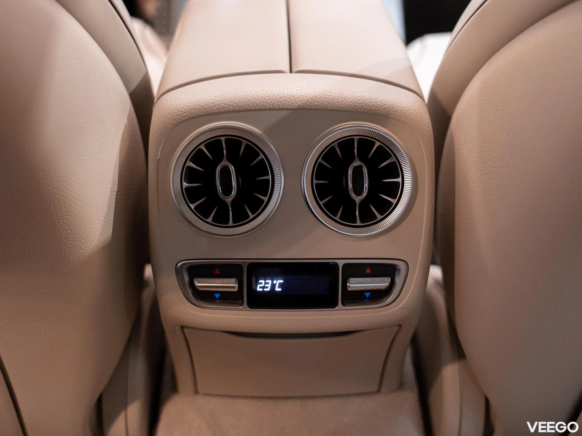 Mercedes-Benz CLS450 3.0 270kW