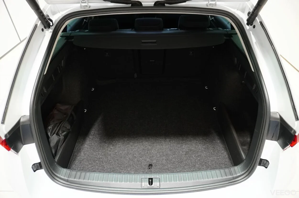 Skoda Octavia SELECTION COMBI 1.5 110kW