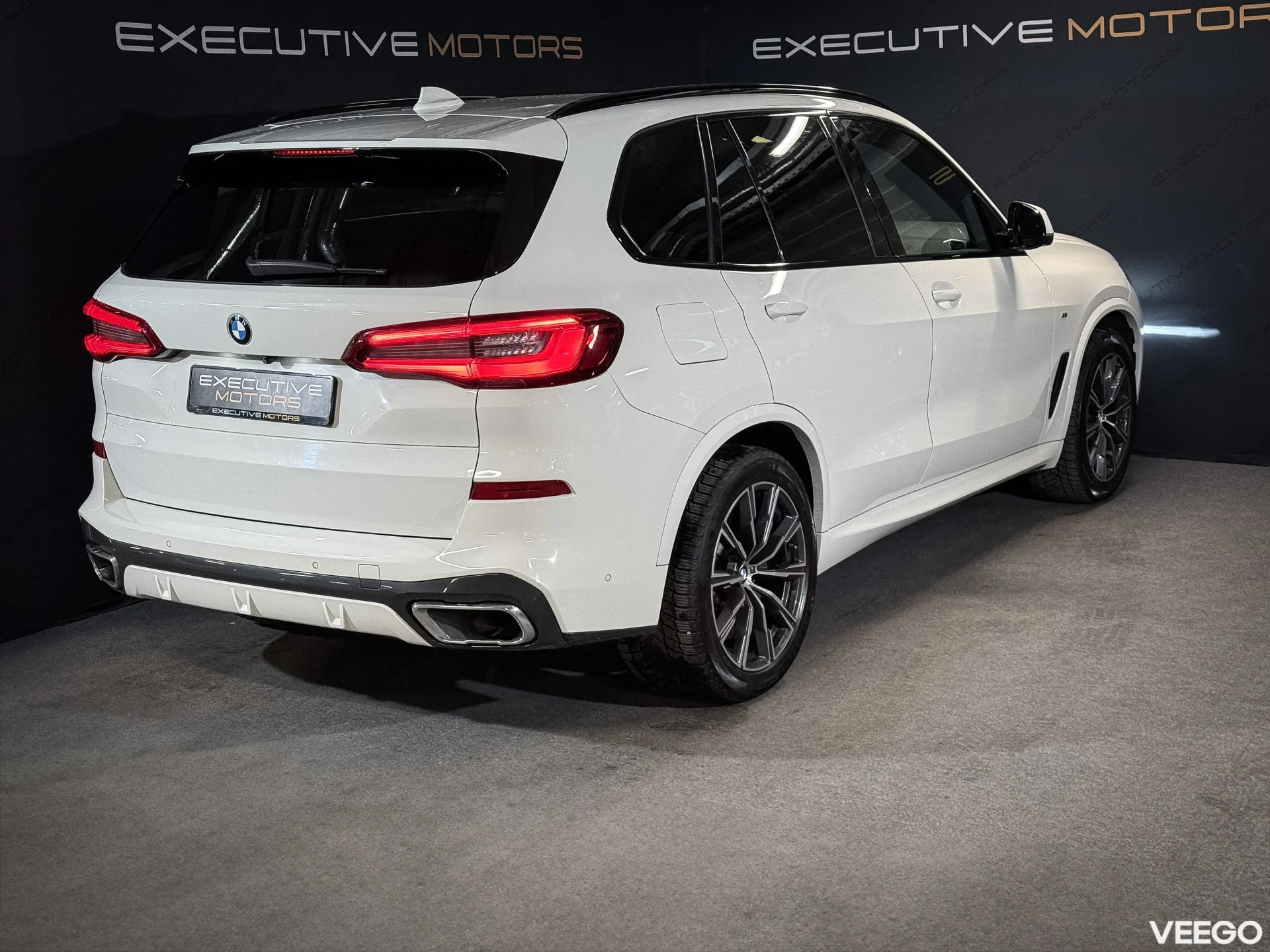 BMW X5 xDrive30d M-Sportpakett 3.0 195kW