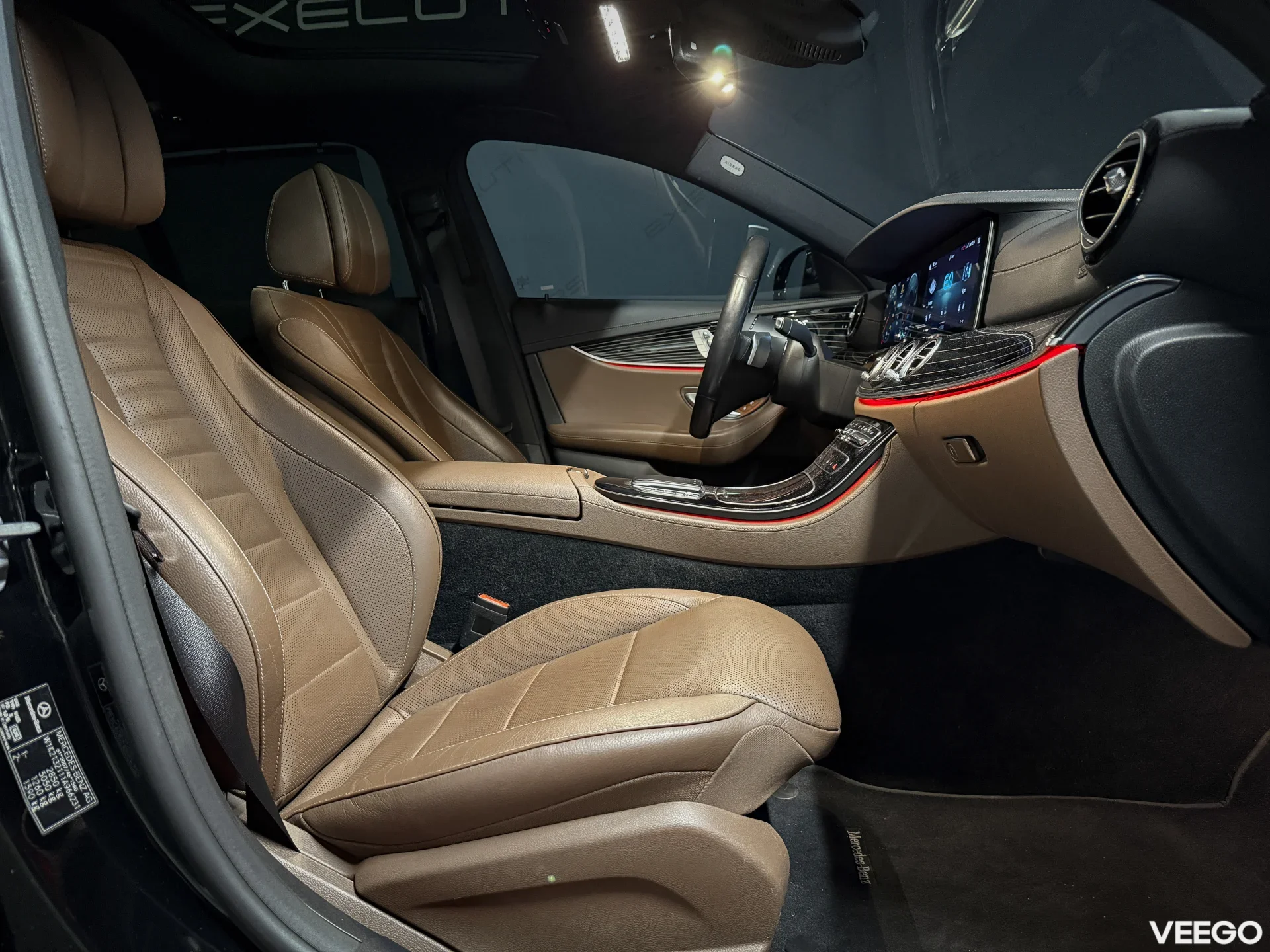 Mercedes-Benz E300 4Matic AMG-Line Night Package 2.0 225kW