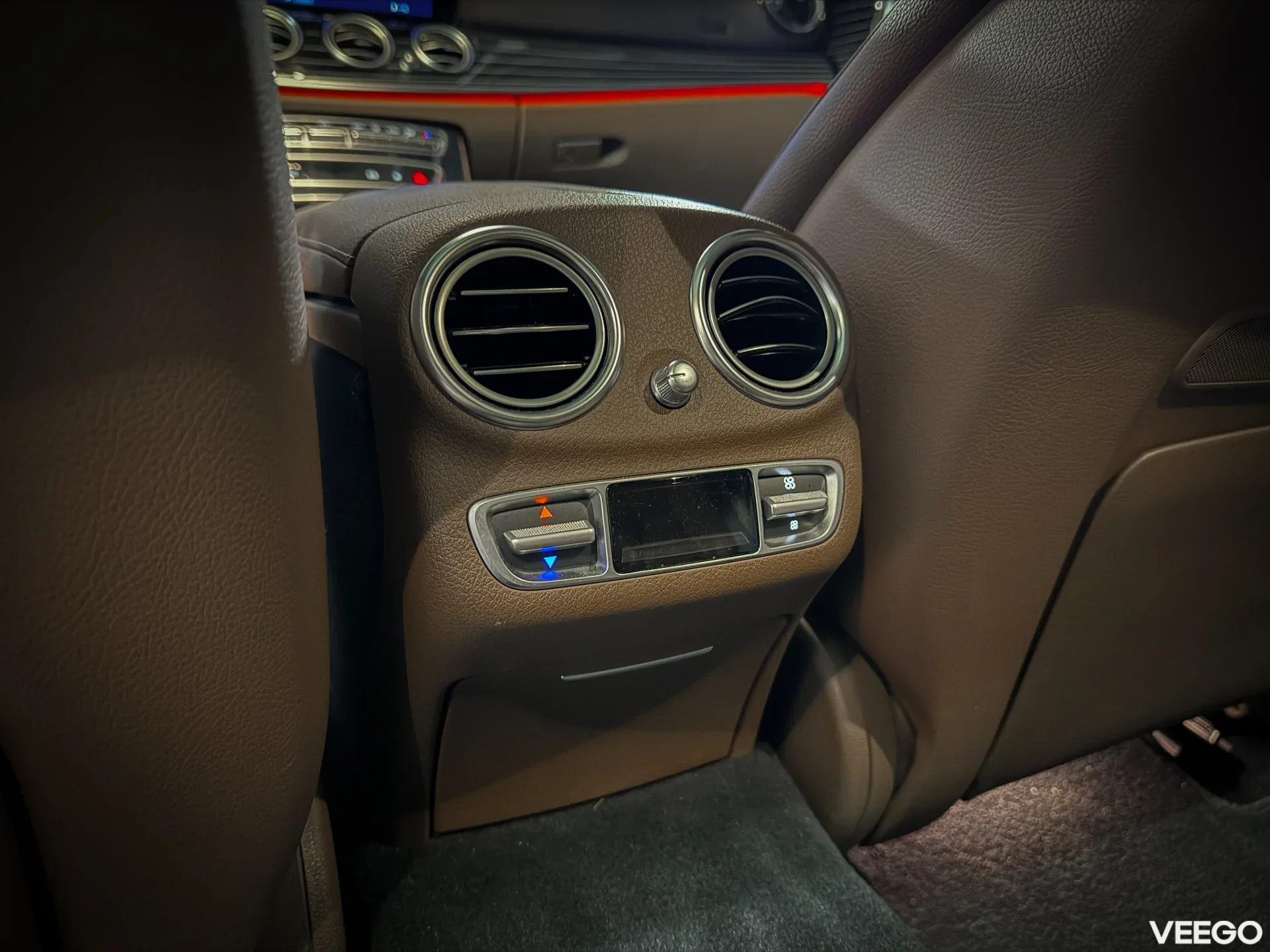 Mercedes-Benz E300 4Matic AMG-Line Night Package 2.0 225kW