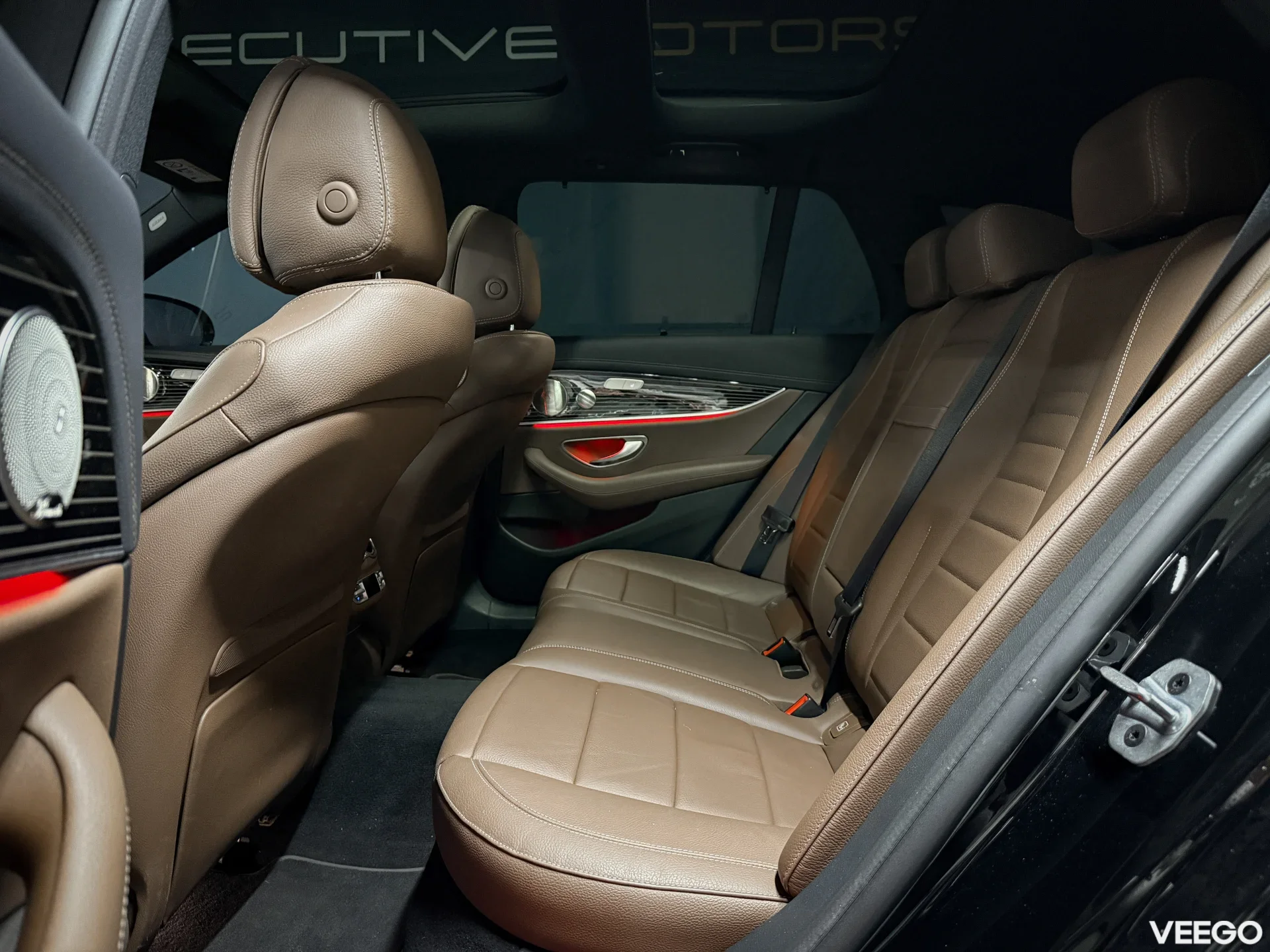 Mercedes-Benz E300 4Matic AMG-Line Night Package 2.0 225kW