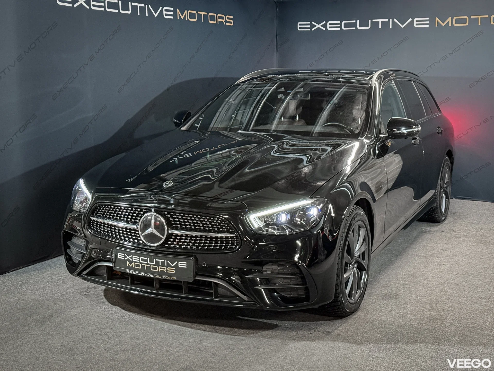 Mercedes-Benz E300 4Matic AMG-Line Night Package 2.0 225kW