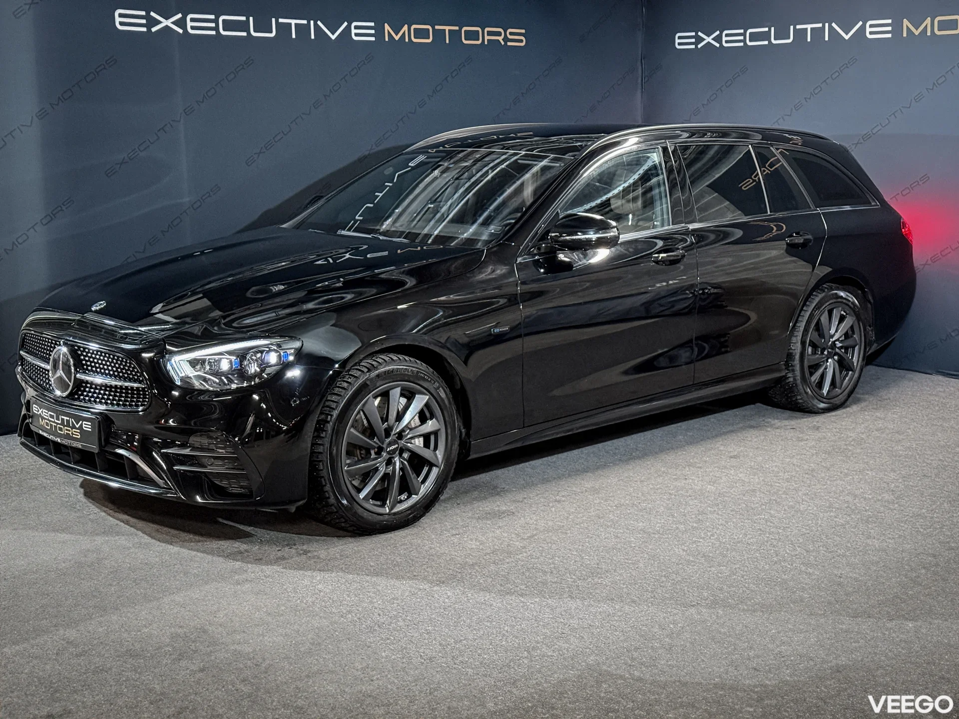 Mercedes-Benz E300 4Matic AMG-Line Night Package 2.0 225kW