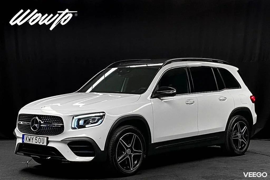 Mercedes-Benz GLB200 250 4M 224HK AMG/Pano/Burmester/Navi/Drag 165kW