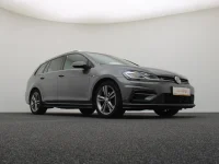 Volkswagen Golf 1.5 110kW thumbnail