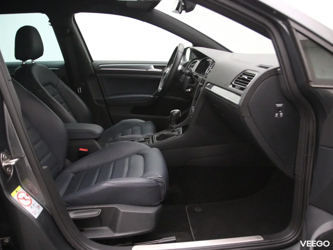 Volkswagen Golf 1.5 110kW