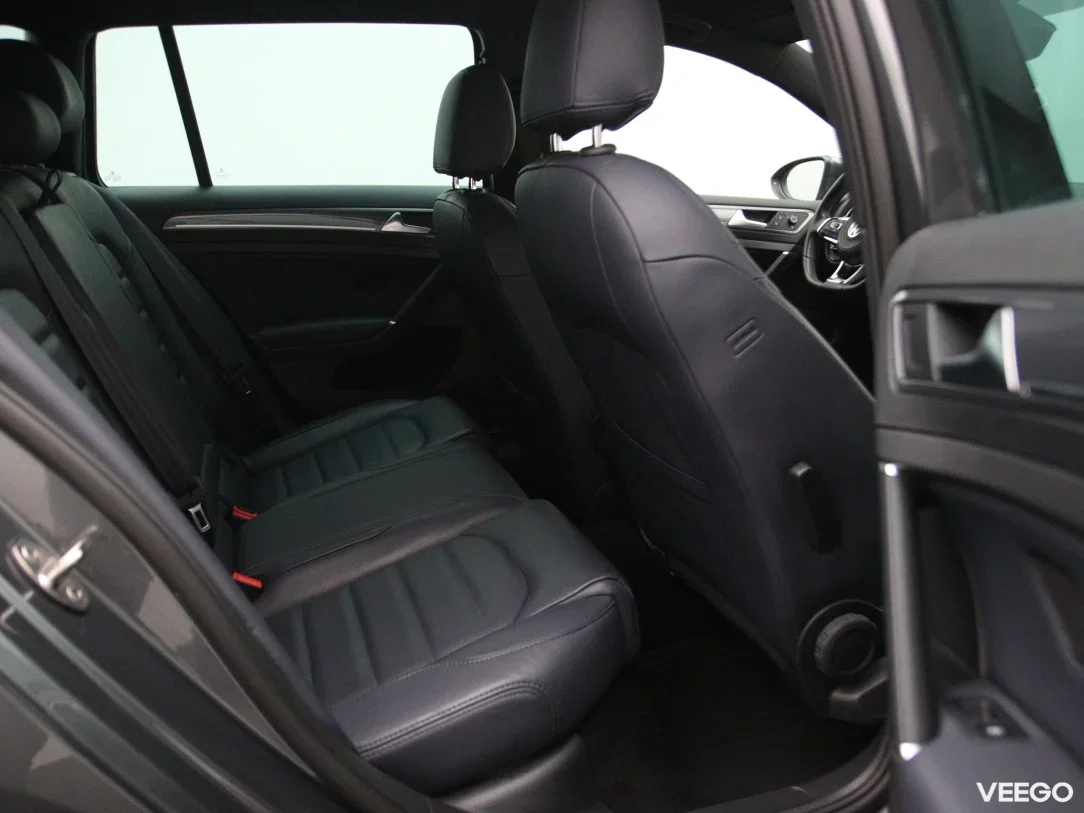 Volkswagen Golf 1.5 110kW