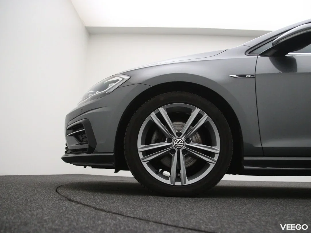 Volkswagen Golf 1.5 110kW