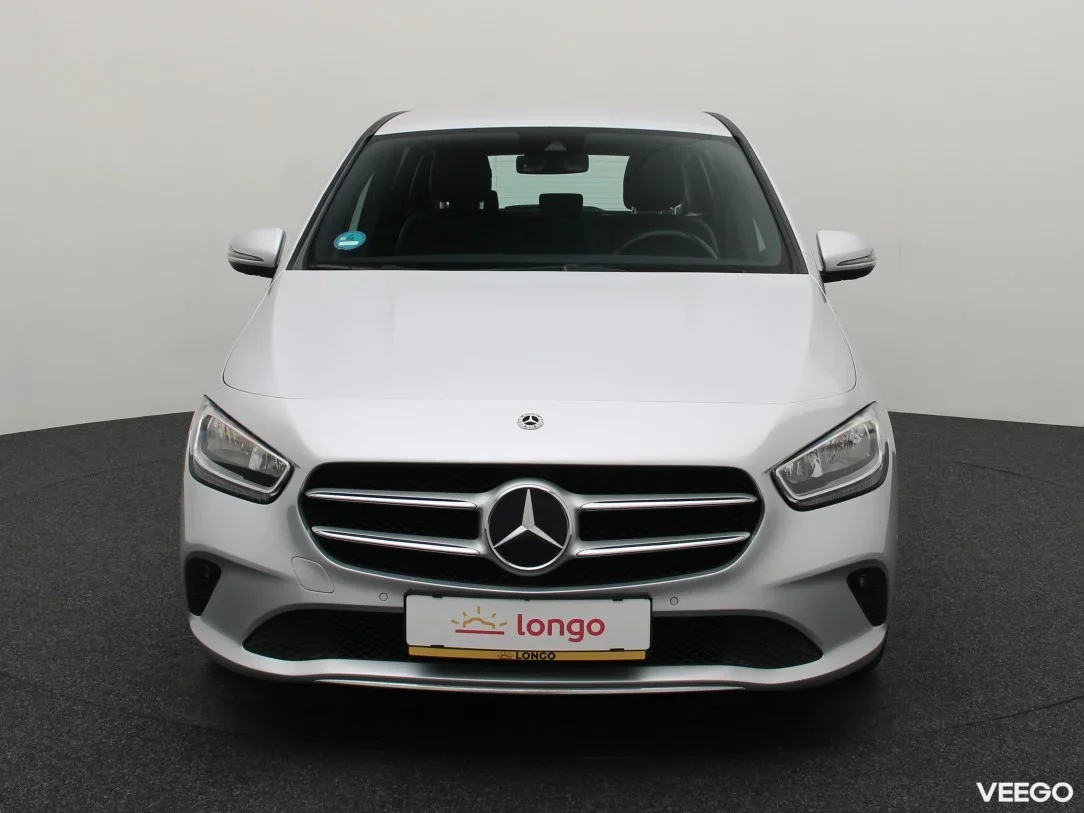 Mercedes-Benz B180 1.3 100kW
