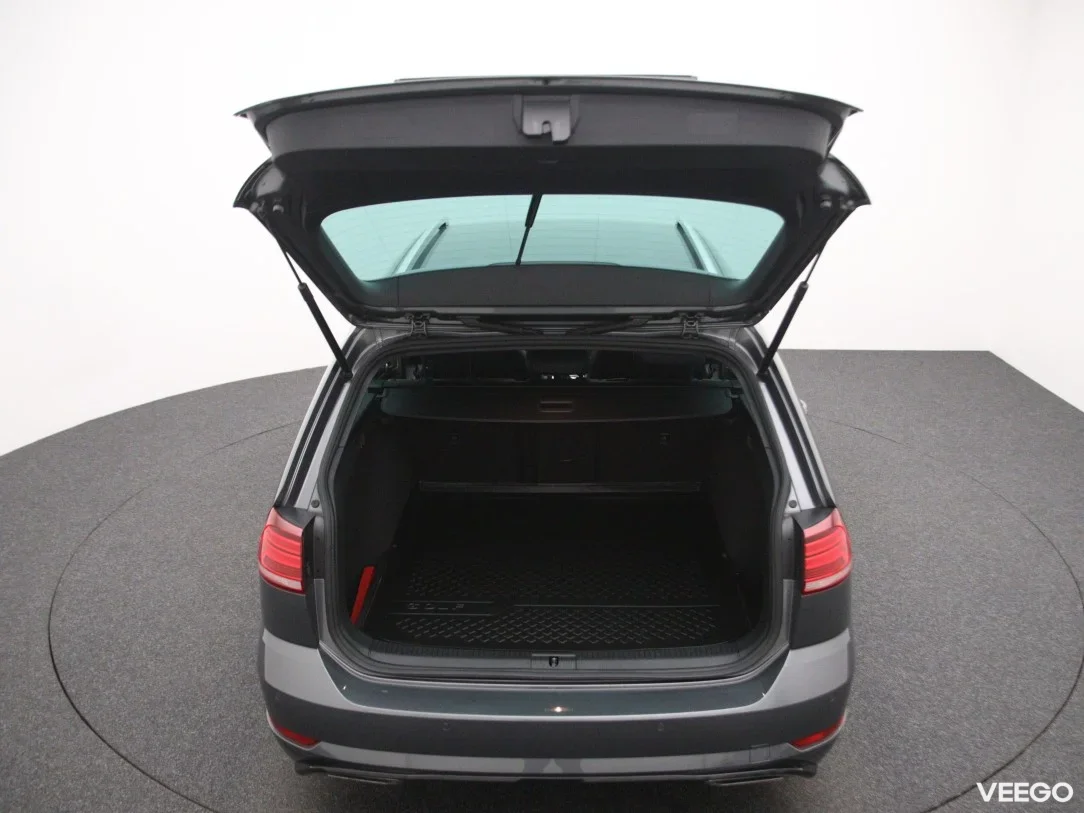 Volkswagen Golf 1.5 110kW