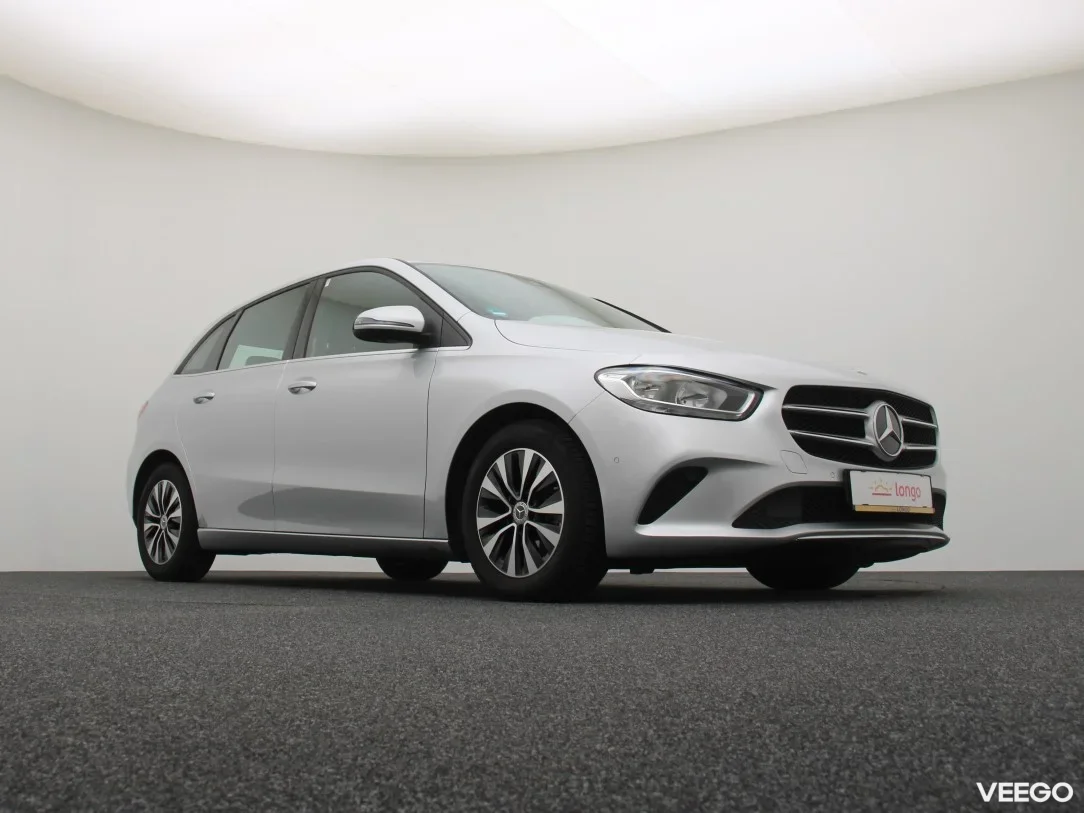 Mercedes-Benz B180 1.3 100kW
