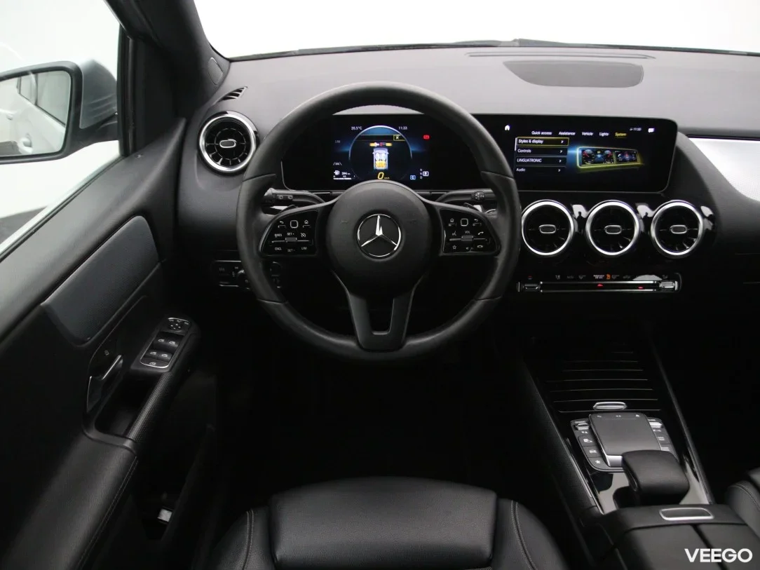 Mercedes-Benz B180 1.3 100kW