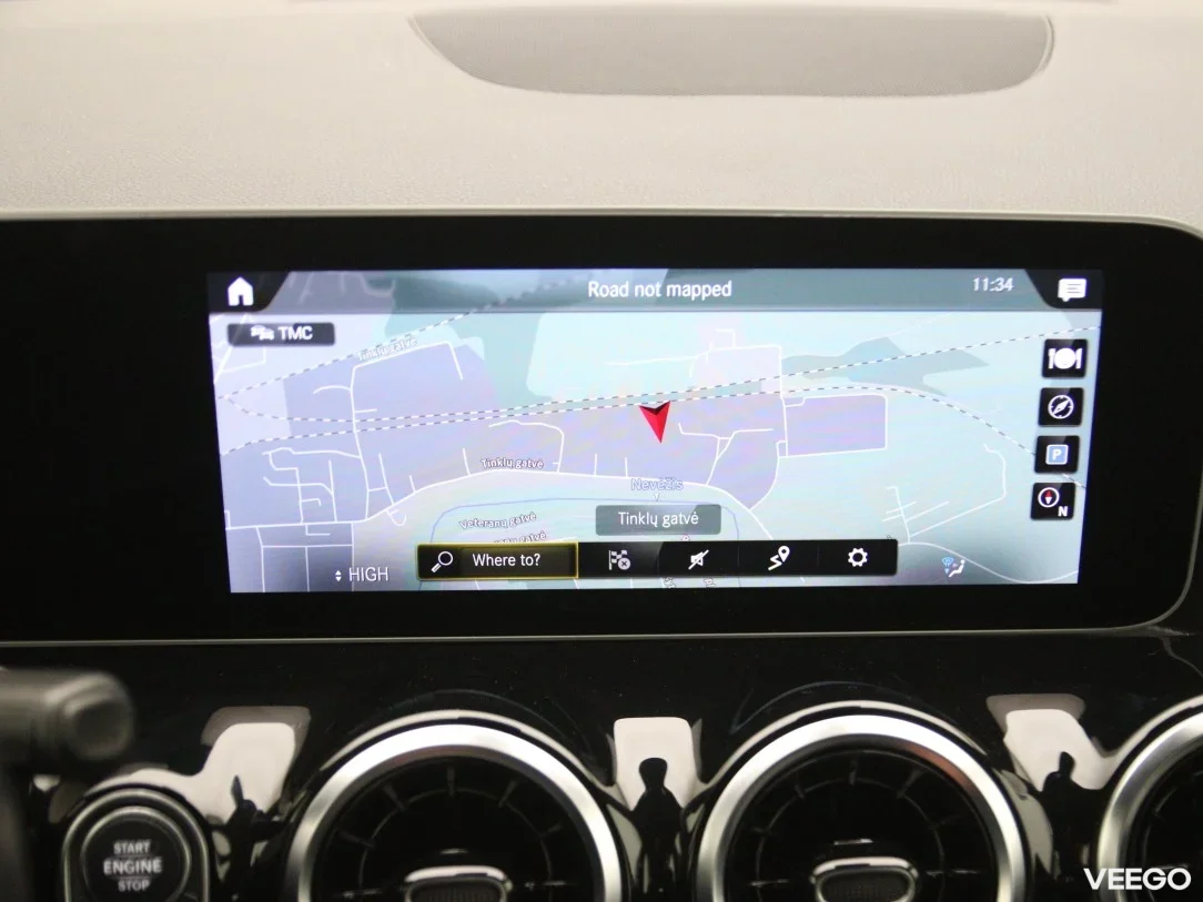 Mercedes-Benz B180 1.3 100kW