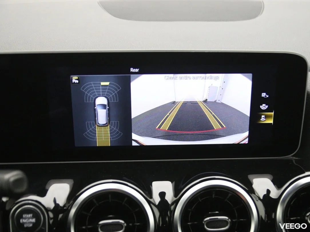 Mercedes-Benz B180 1.3 100kW