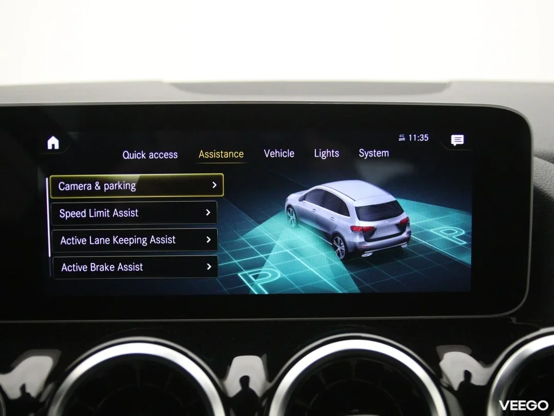 Mercedes-Benz B180 1.3 100kW