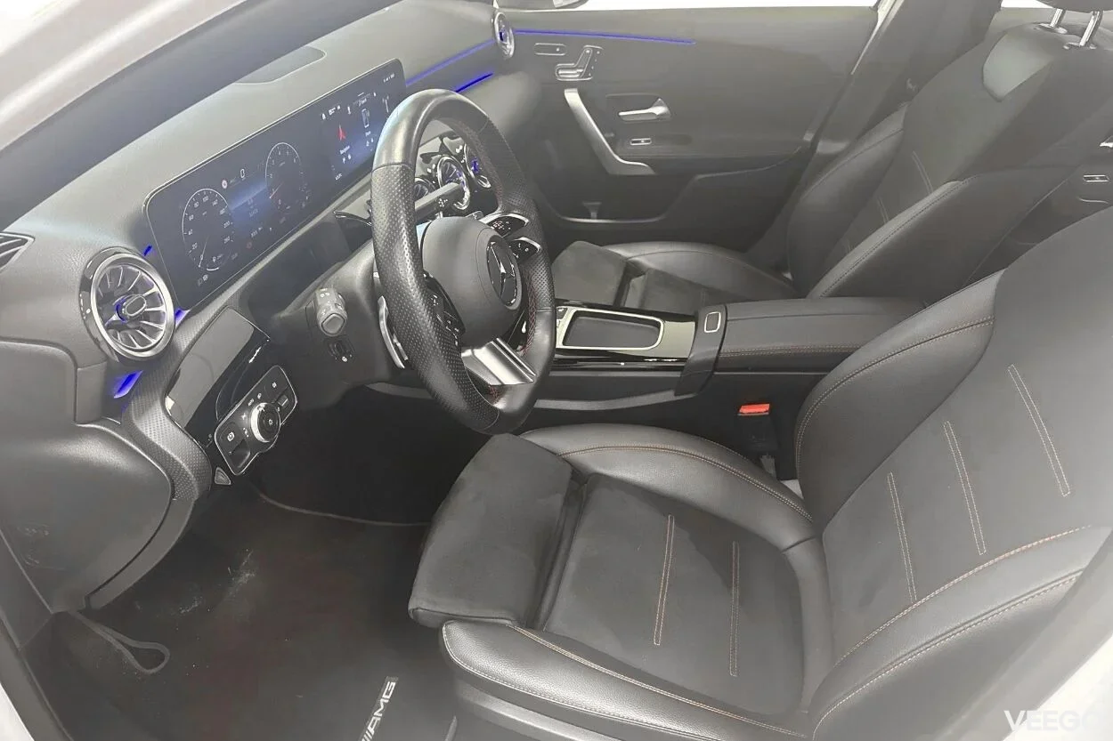 Mercedes-Benz A180 AMG pakett 1.3 100kW