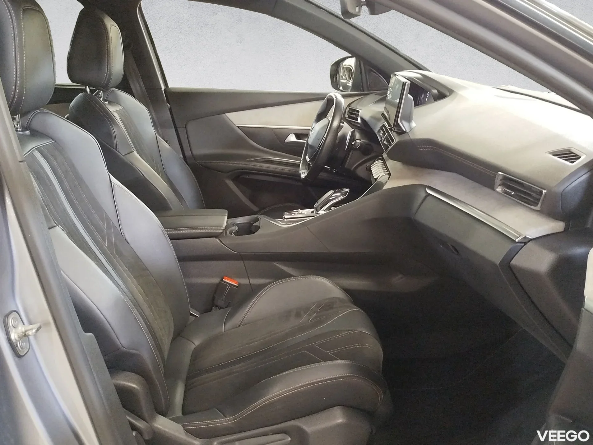 Peugeot 5008 GT BlueHDi 130 AT8 96kW