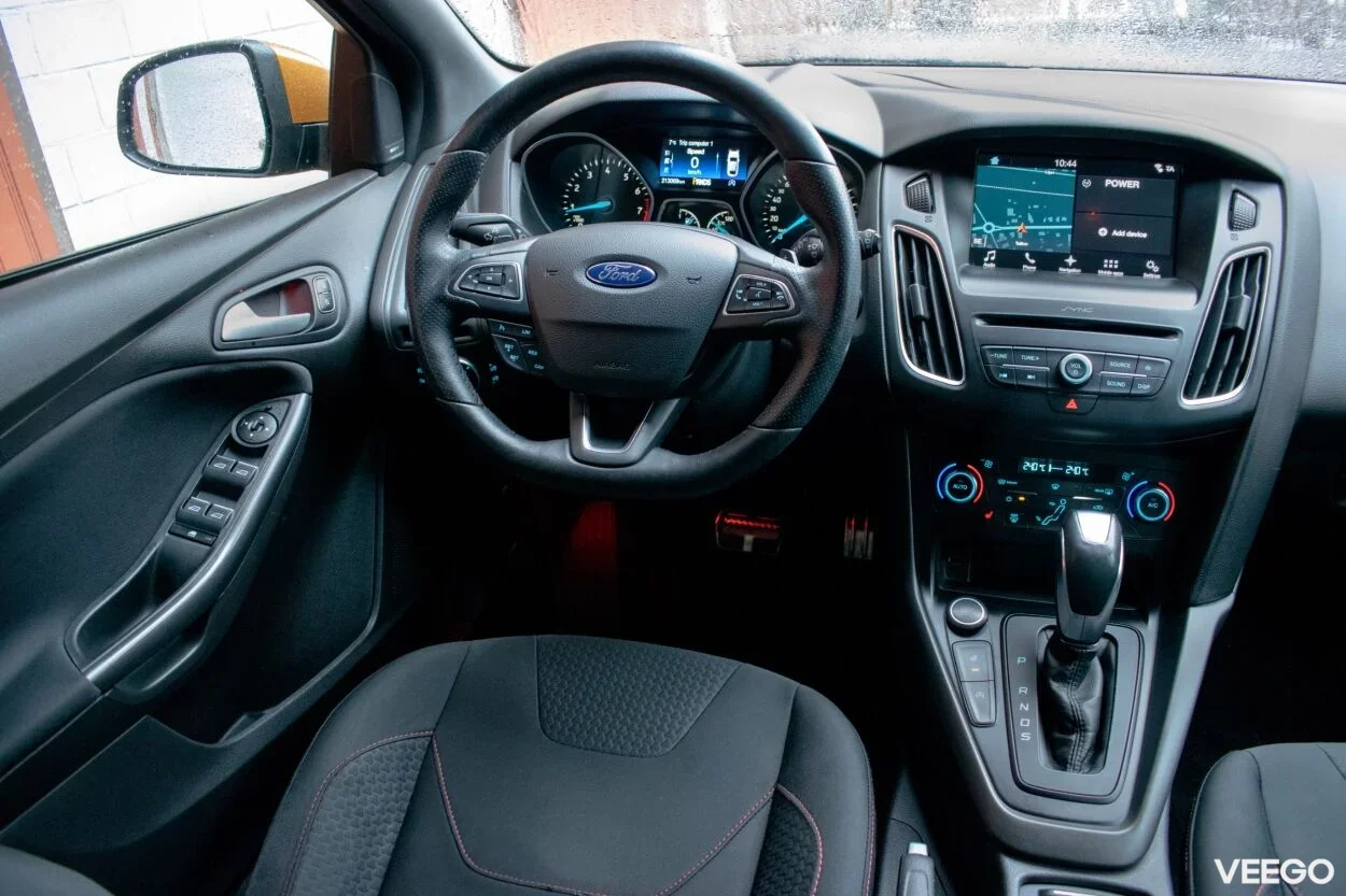 Ford Focus ST-Line Turnier 1 92kW