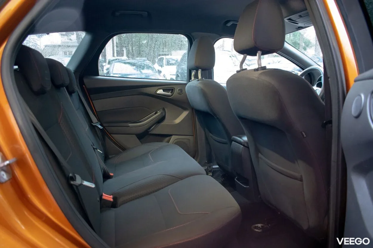 Ford Focus ST-Line Turnier 1 92kW