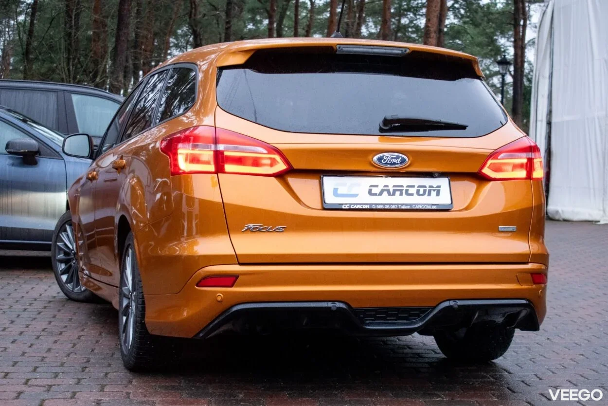 Ford Focus ST-Line Turnier 1 92kW