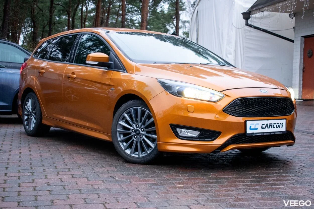 Ford Focus ST-Line Turnier 1 92kW