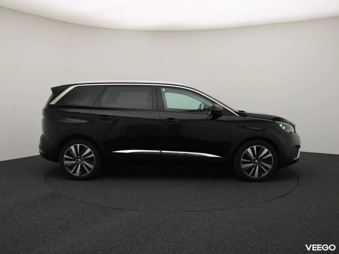 Peugeot 5008 1.5 96kW