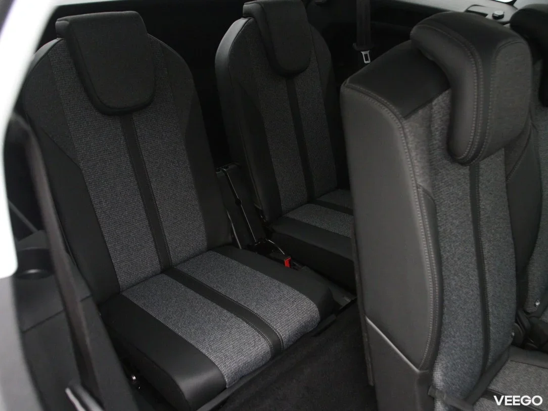 Peugeot 5008 1.5 96kW