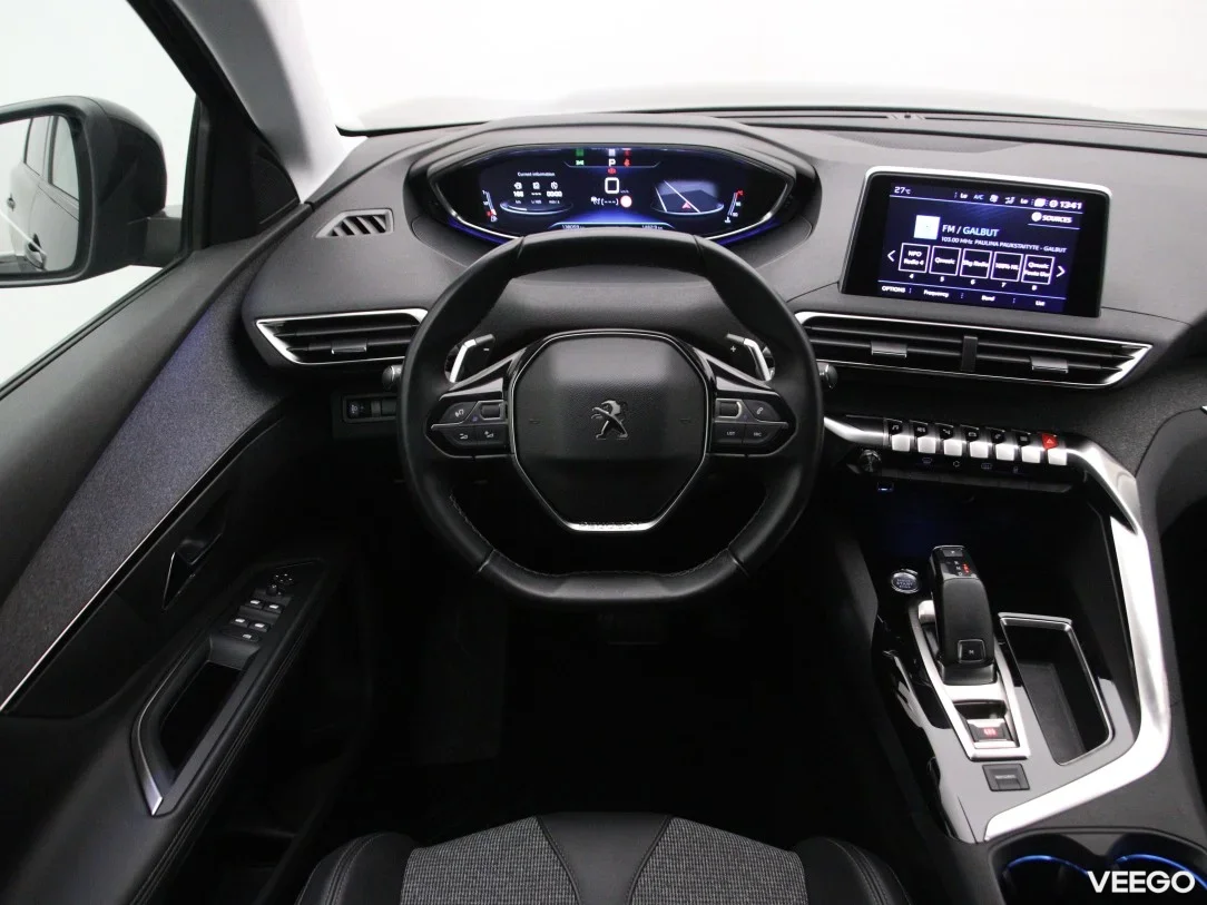 Peugeot 5008 1.5 96kW