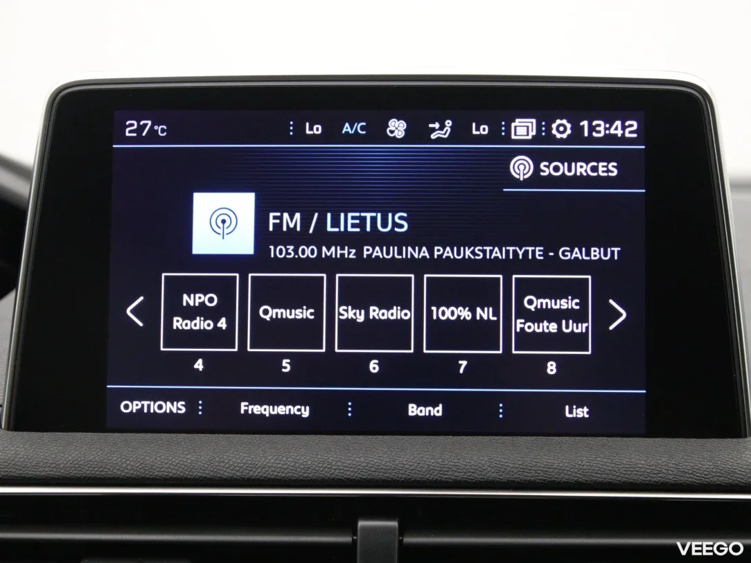 Peugeot 5008 1.5 96kW