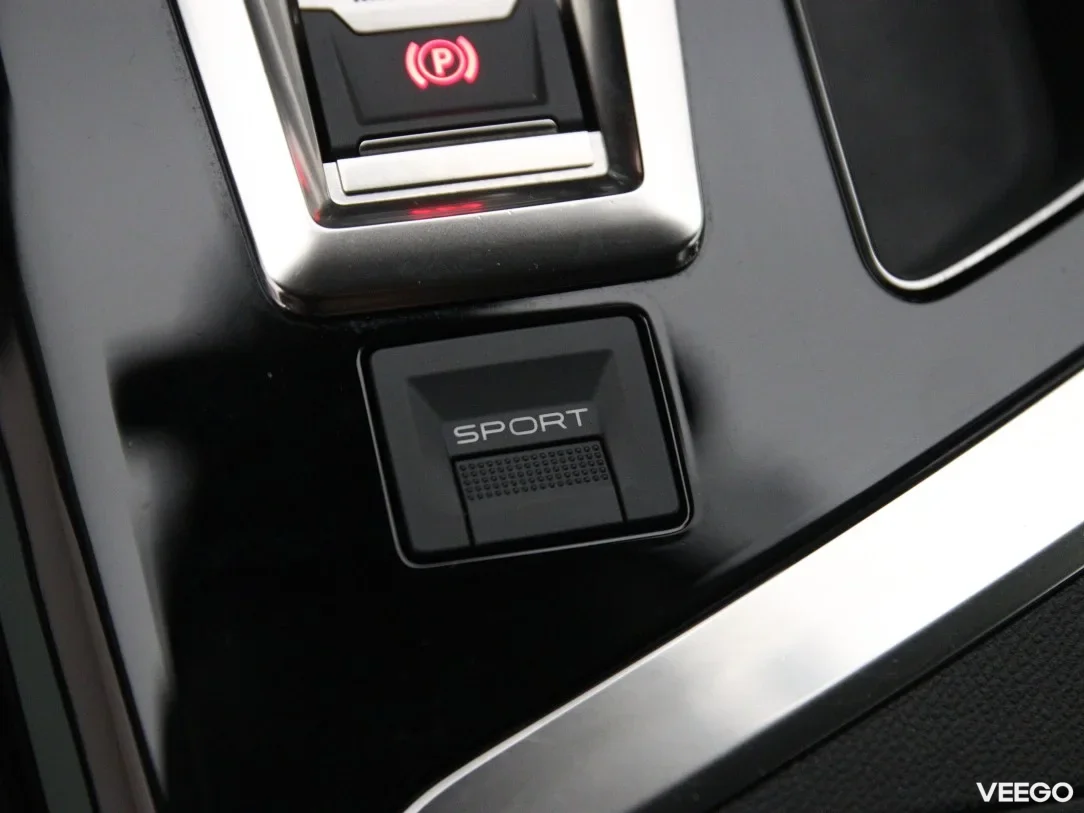 Peugeot 5008 1.5 96kW